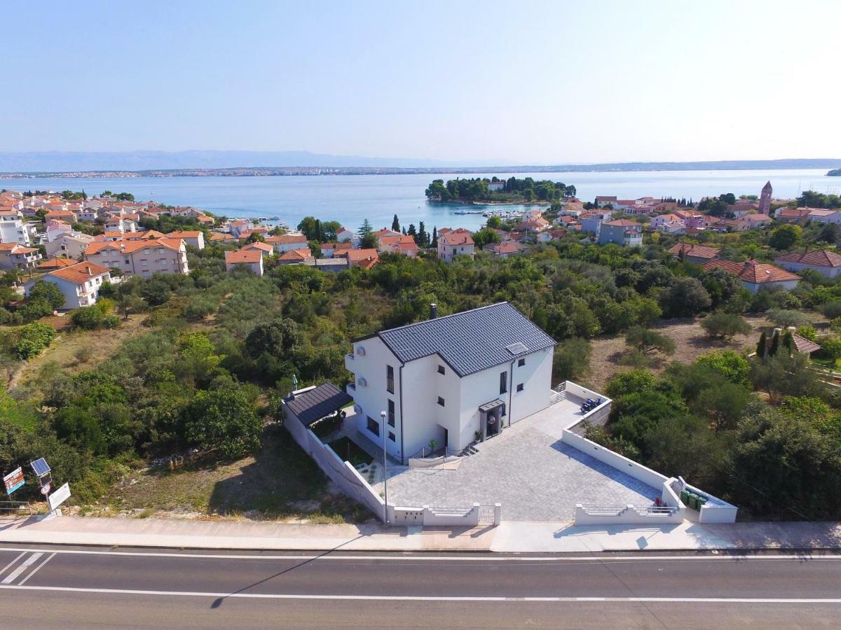 Vila Marijana Преко Екстериор снимка